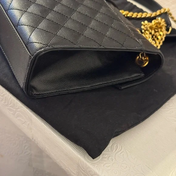 Yves Saint Laurent Paris Caviar leather Envelope bag - Picture 8 of 16